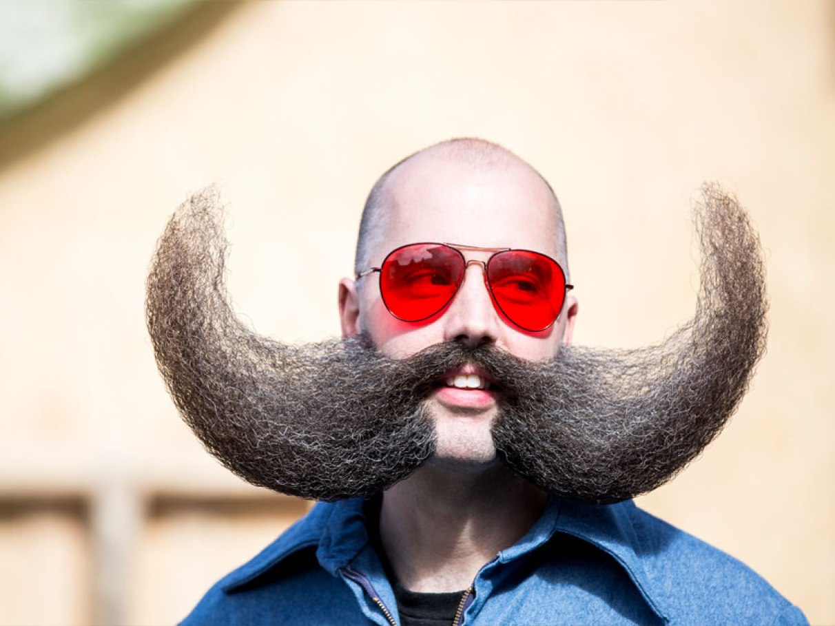 bigode chevron