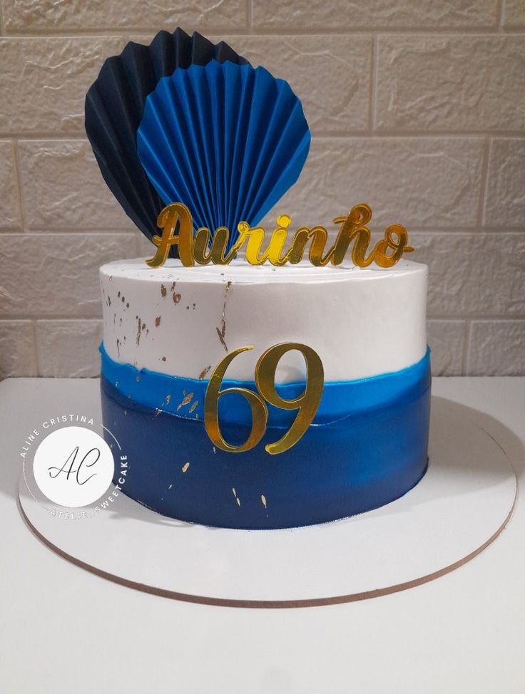 bolo masculino simples azul claro