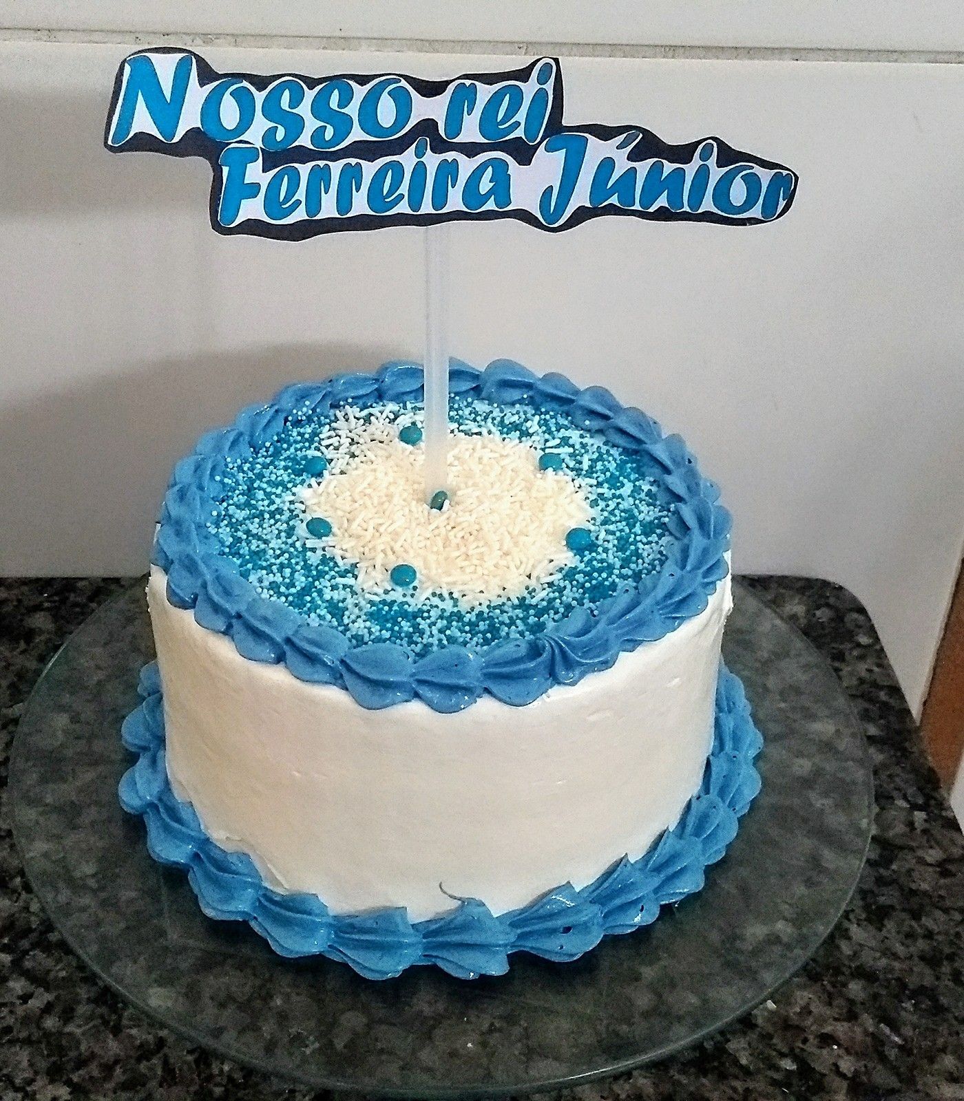 decoração bolo masculino azul