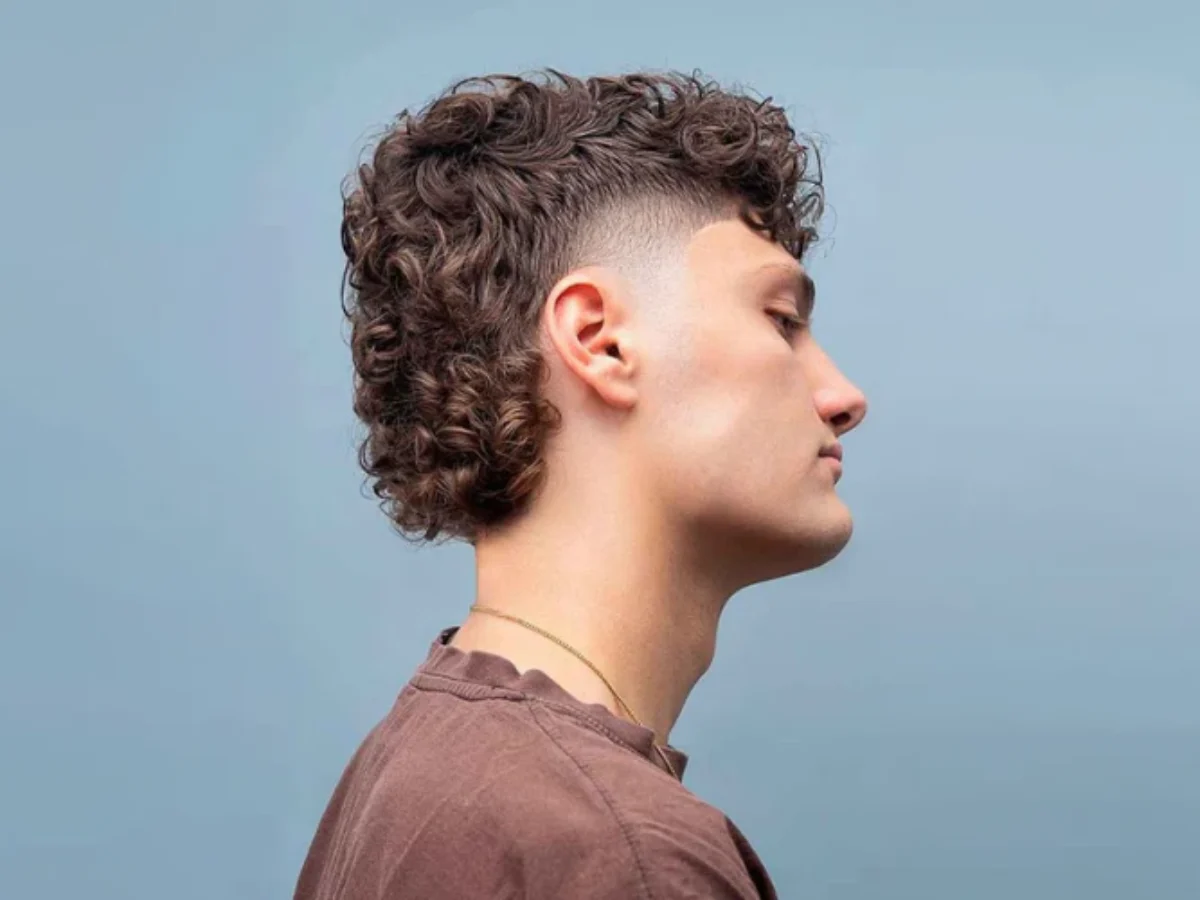 mullet desfiado cacheado masculino