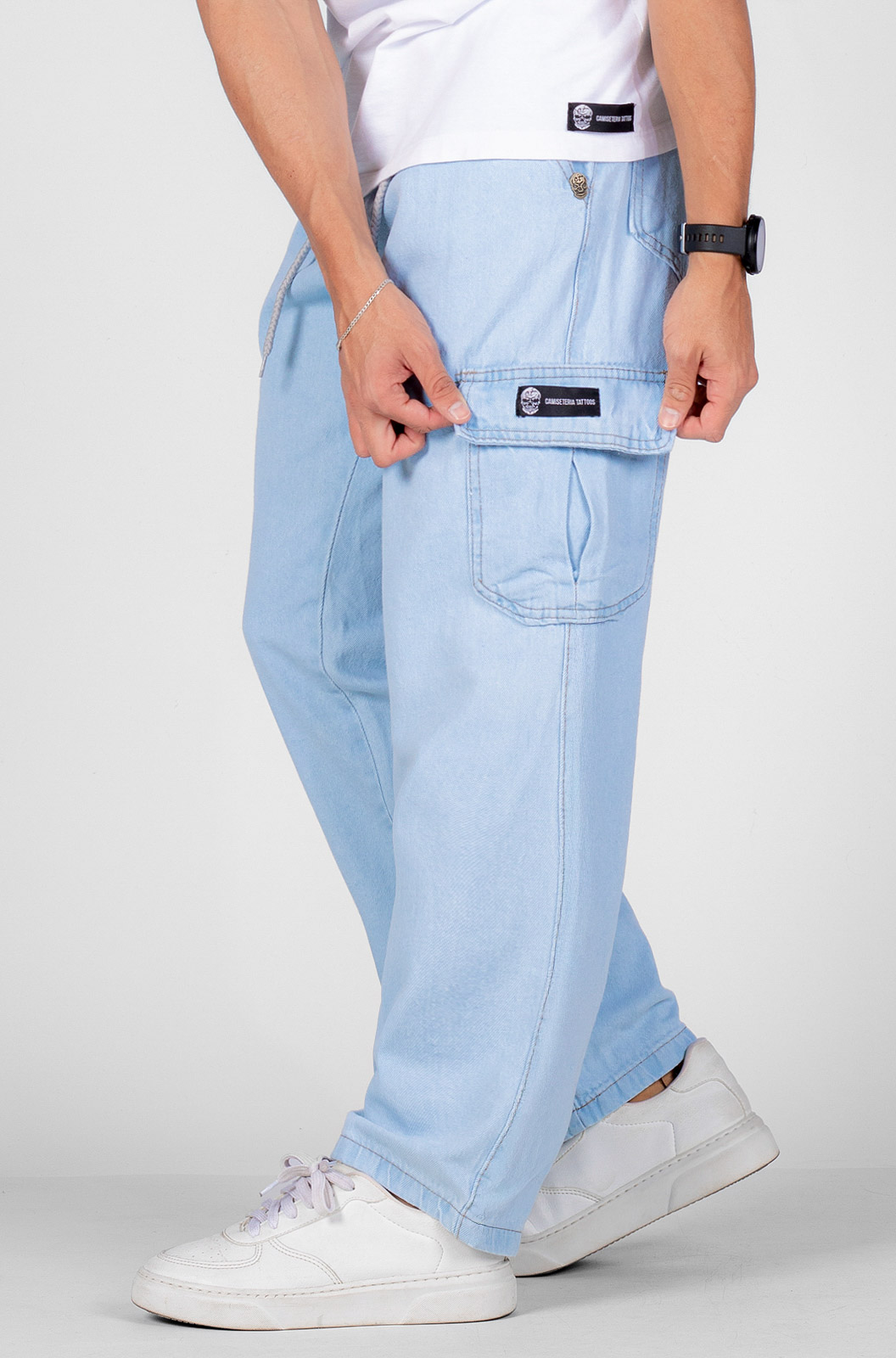 camisa masculina para usar com calça azul clara
