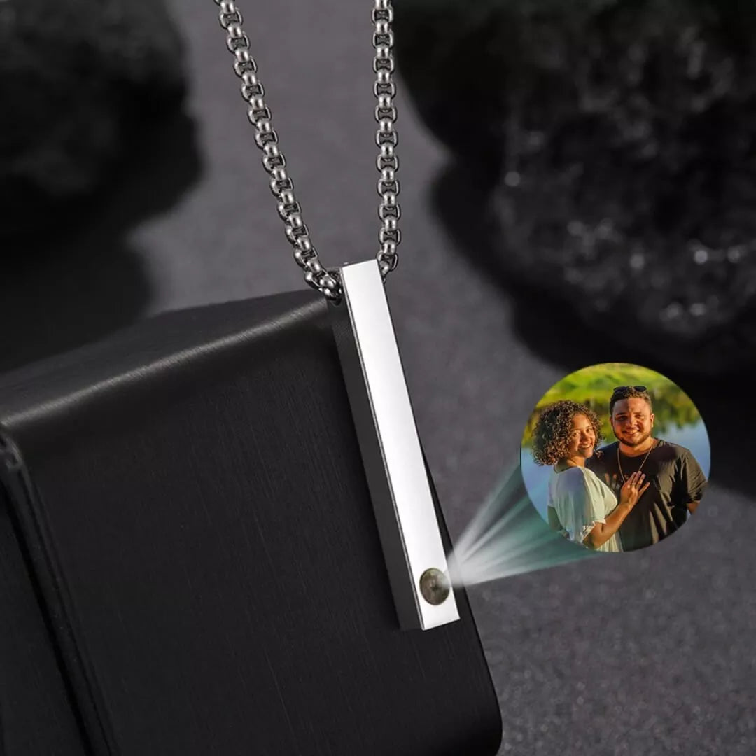 colar masculino com foto gravada a laser