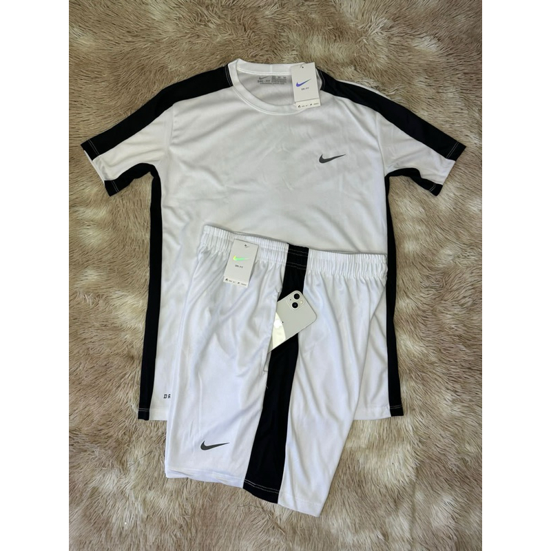 conjunto masculino estiloso calor