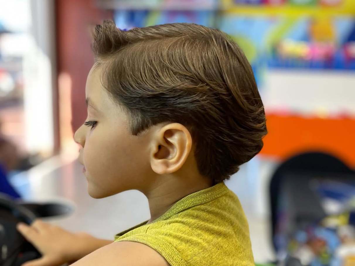 corte infantil na máquina