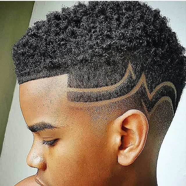 corte masculino com risco na lateral