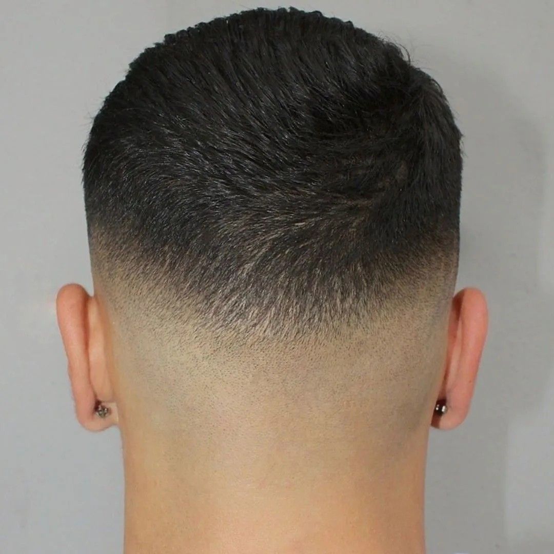 fade masculino curto