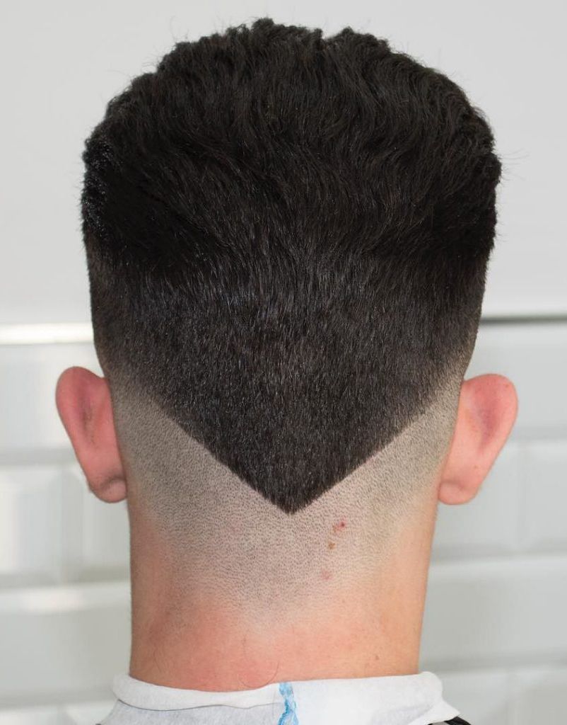 degradê em v cabelo masculino
