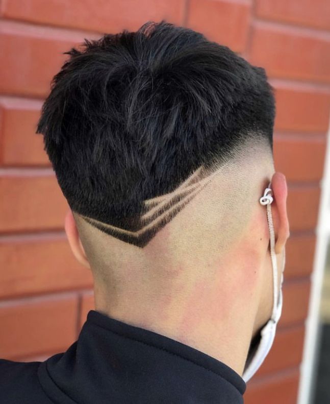 corte masculino com bico na nuca
