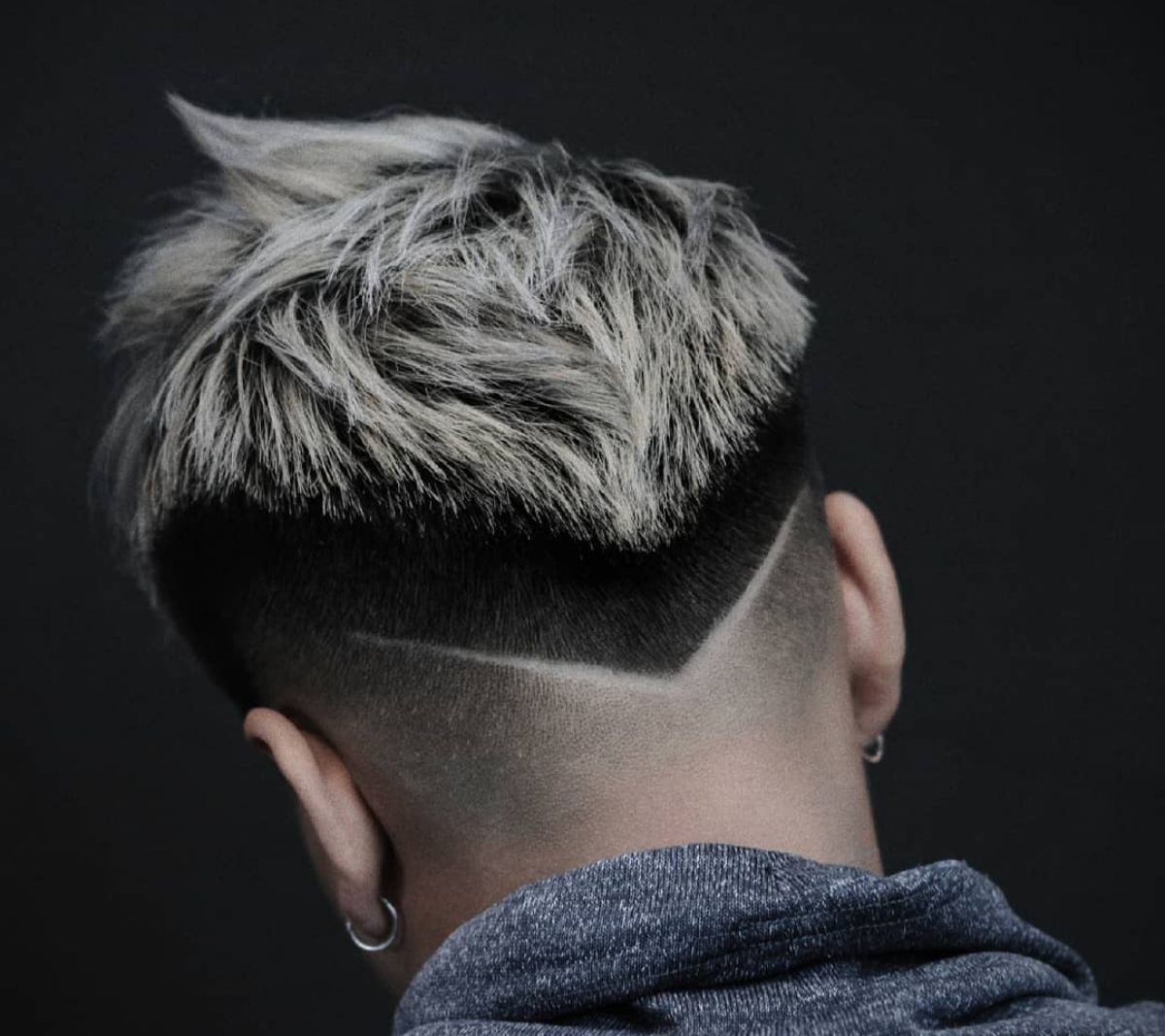 risco em v cabelo masculino