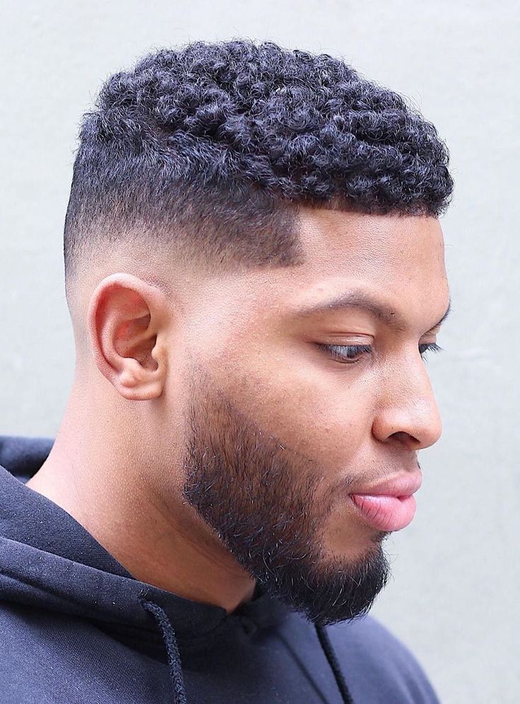 cuidados com cabelo cacheado curto masculino