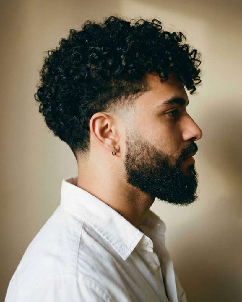 fade cabelo crespo masculino