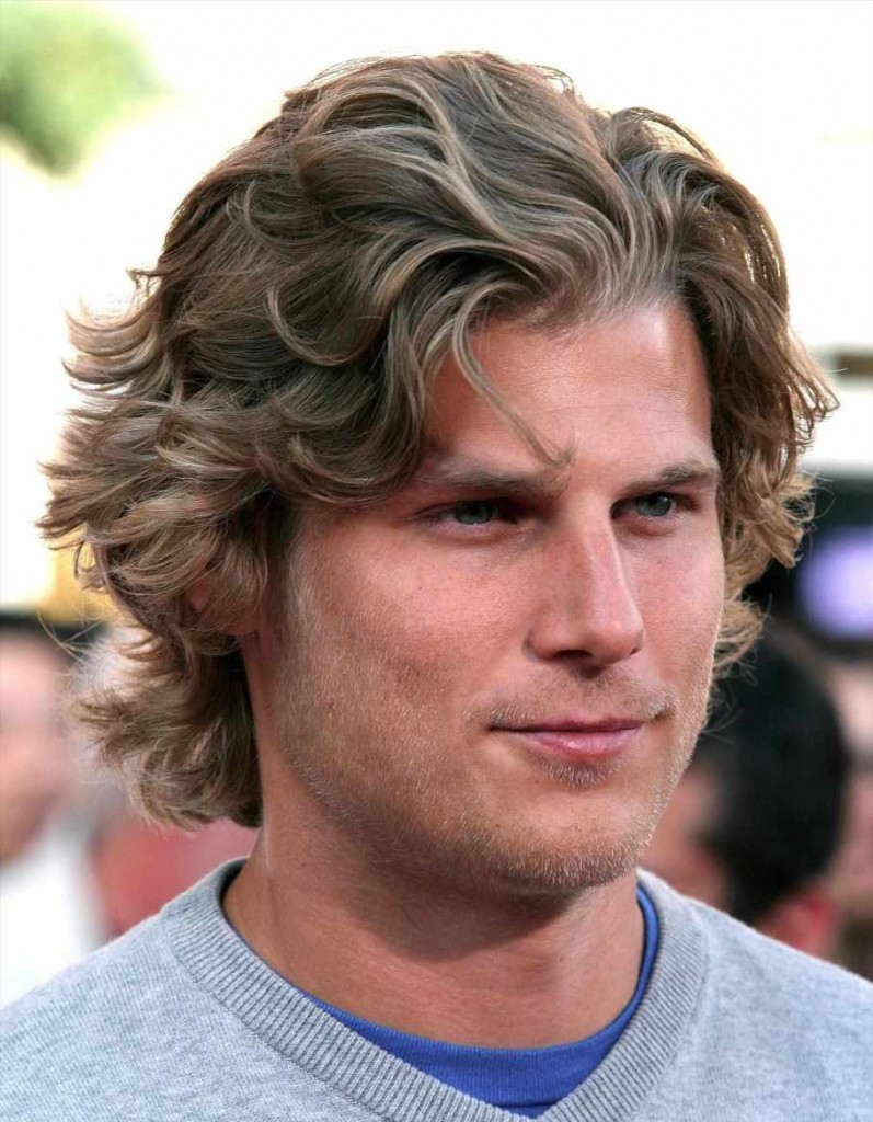 como cuidar de cabelo masculino longo