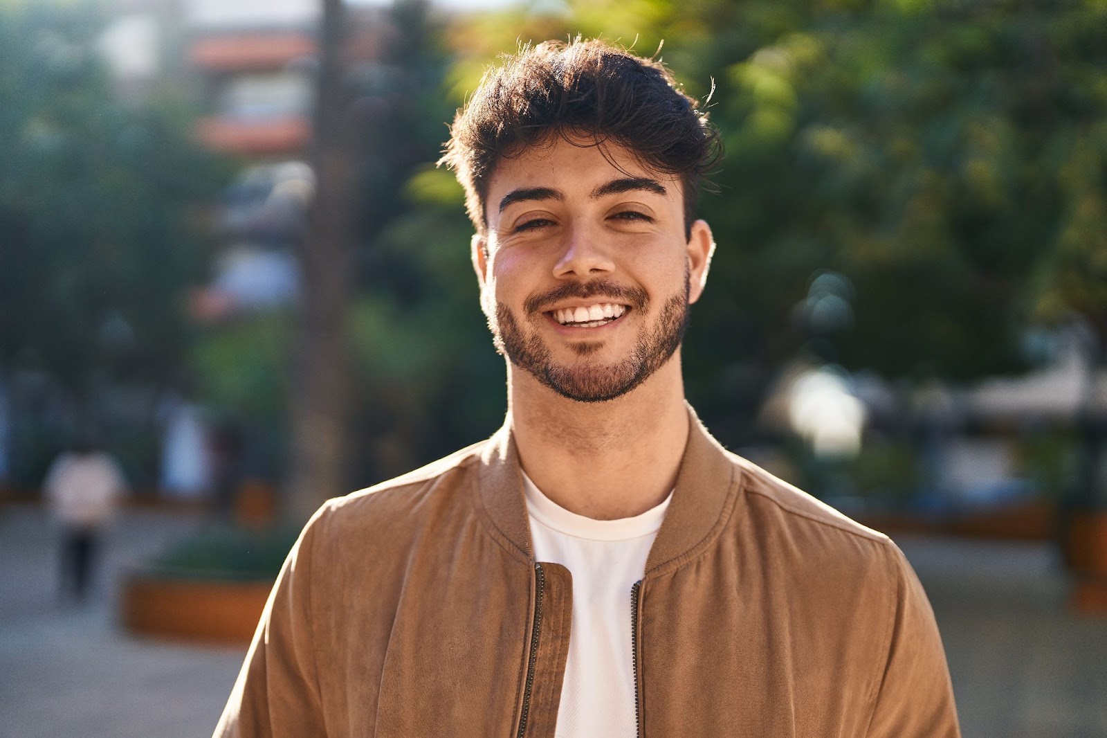 cabelo comprido rosto oval masculino