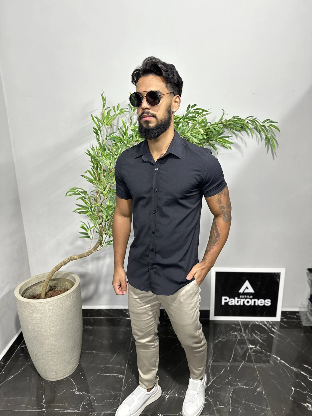 looks com camisa social masculina para trabalho