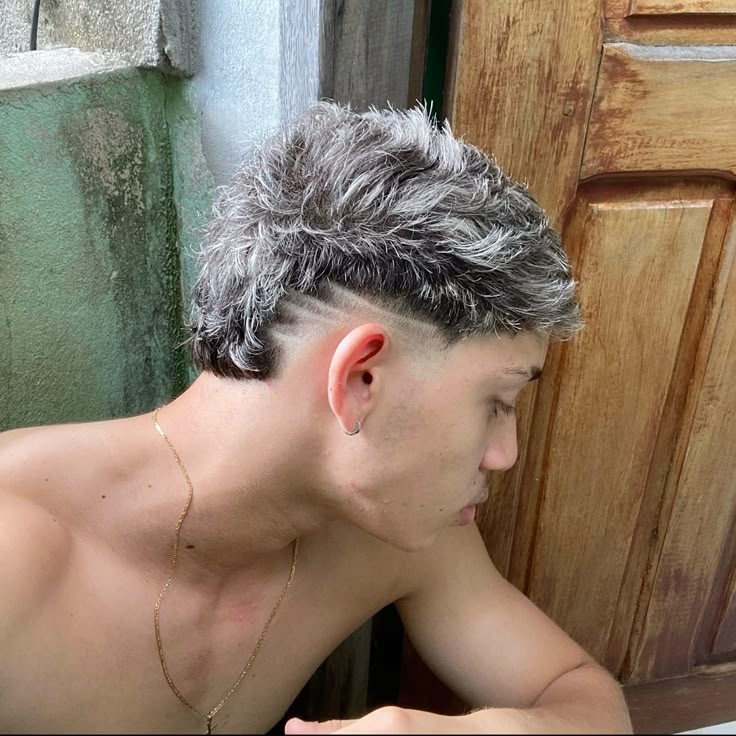 moicano com mechas masculinas