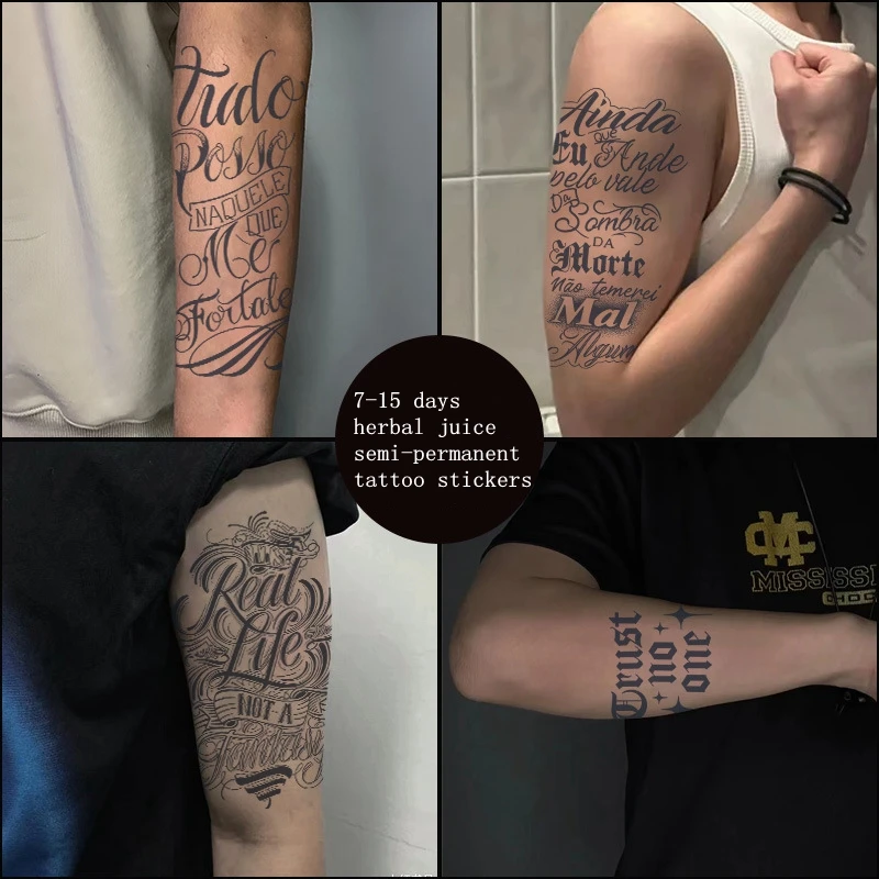 tatuagem escrita mão masculina deus