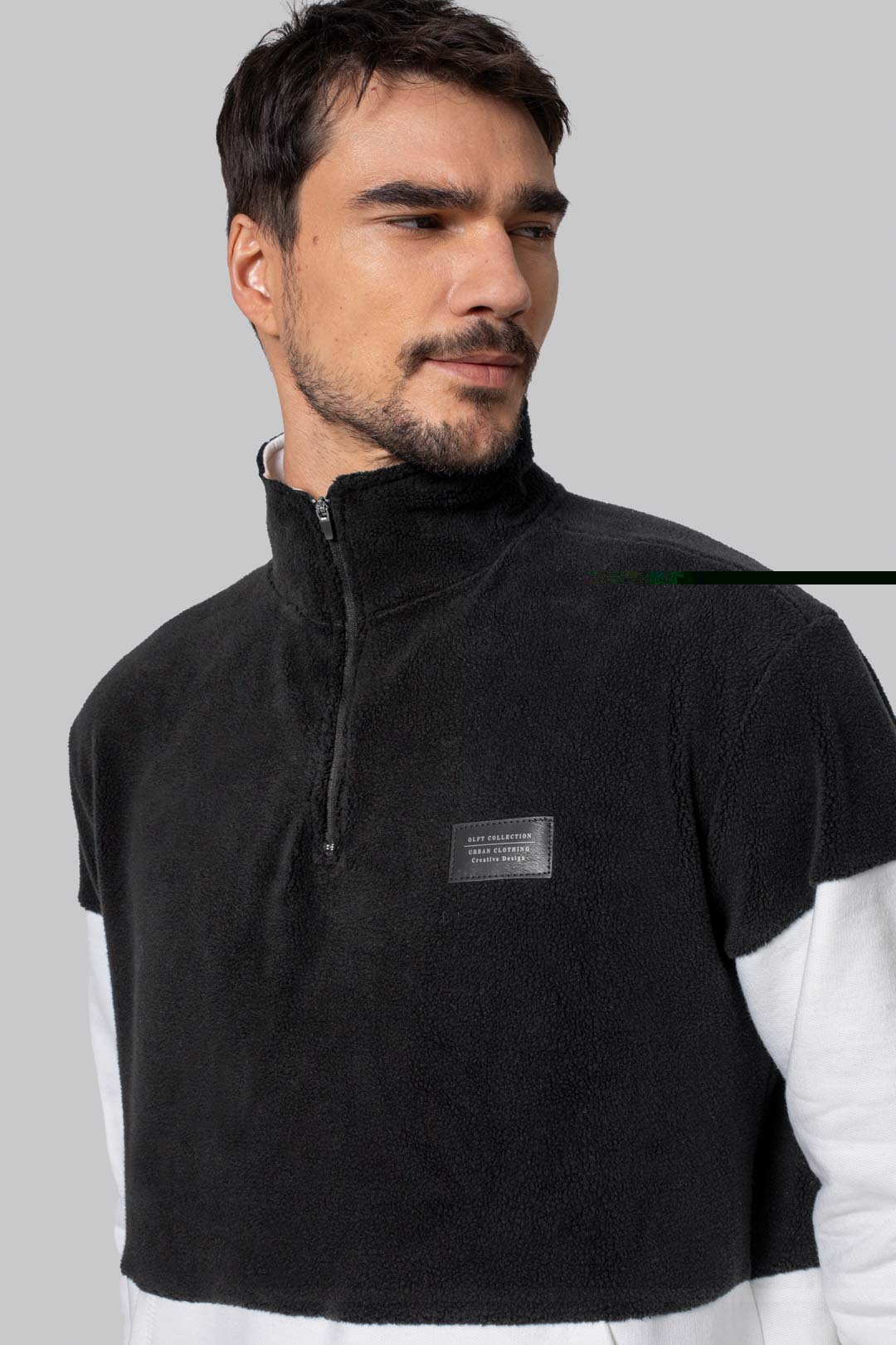 Suéter gola alta masculino