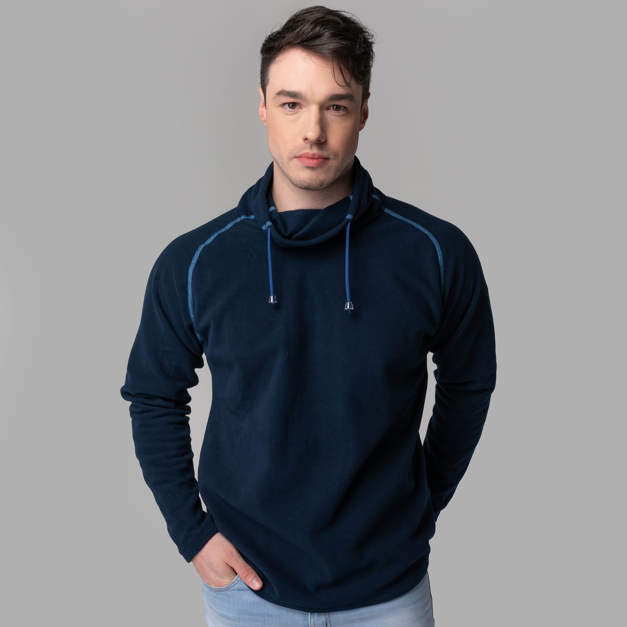 Moletom oversized gola alta masculino