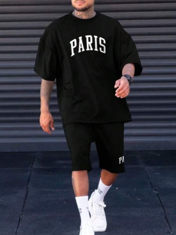 roupa de academia com caimento amplo