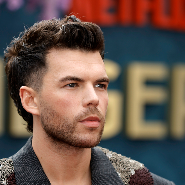 cabelo masculino longo estilos