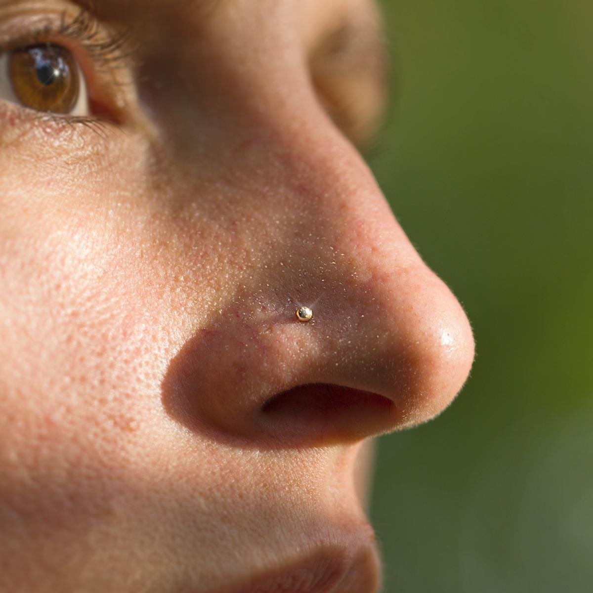 cuidados com piercing no nariz masculino