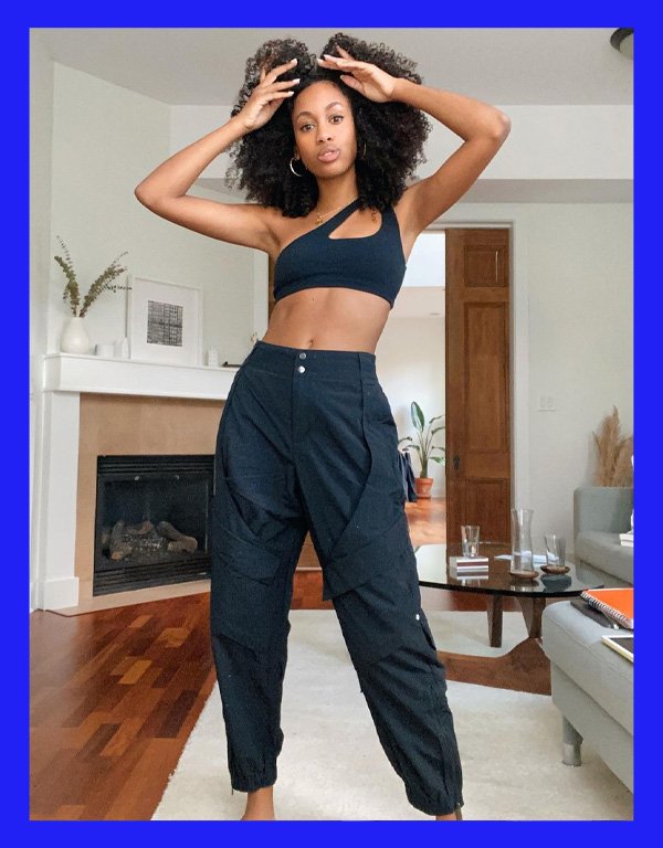tênis casual com calça jogger