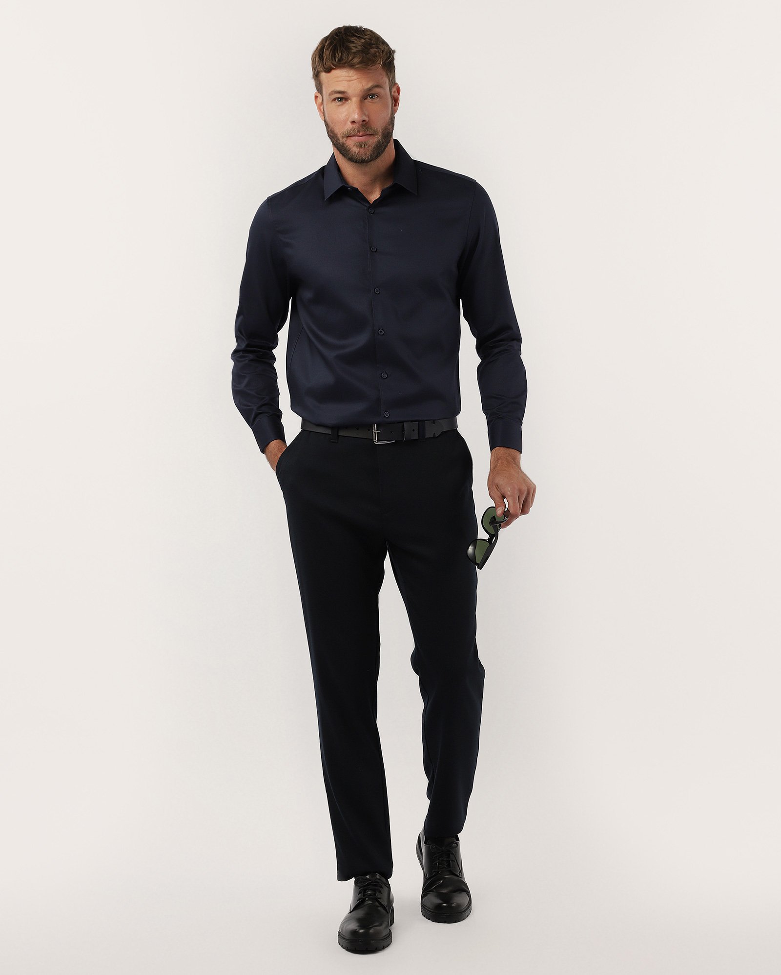 roupa social masculina moderna
