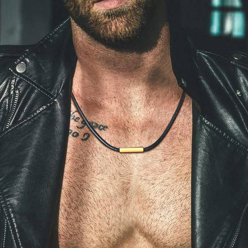 dog tag masculina SHEIN