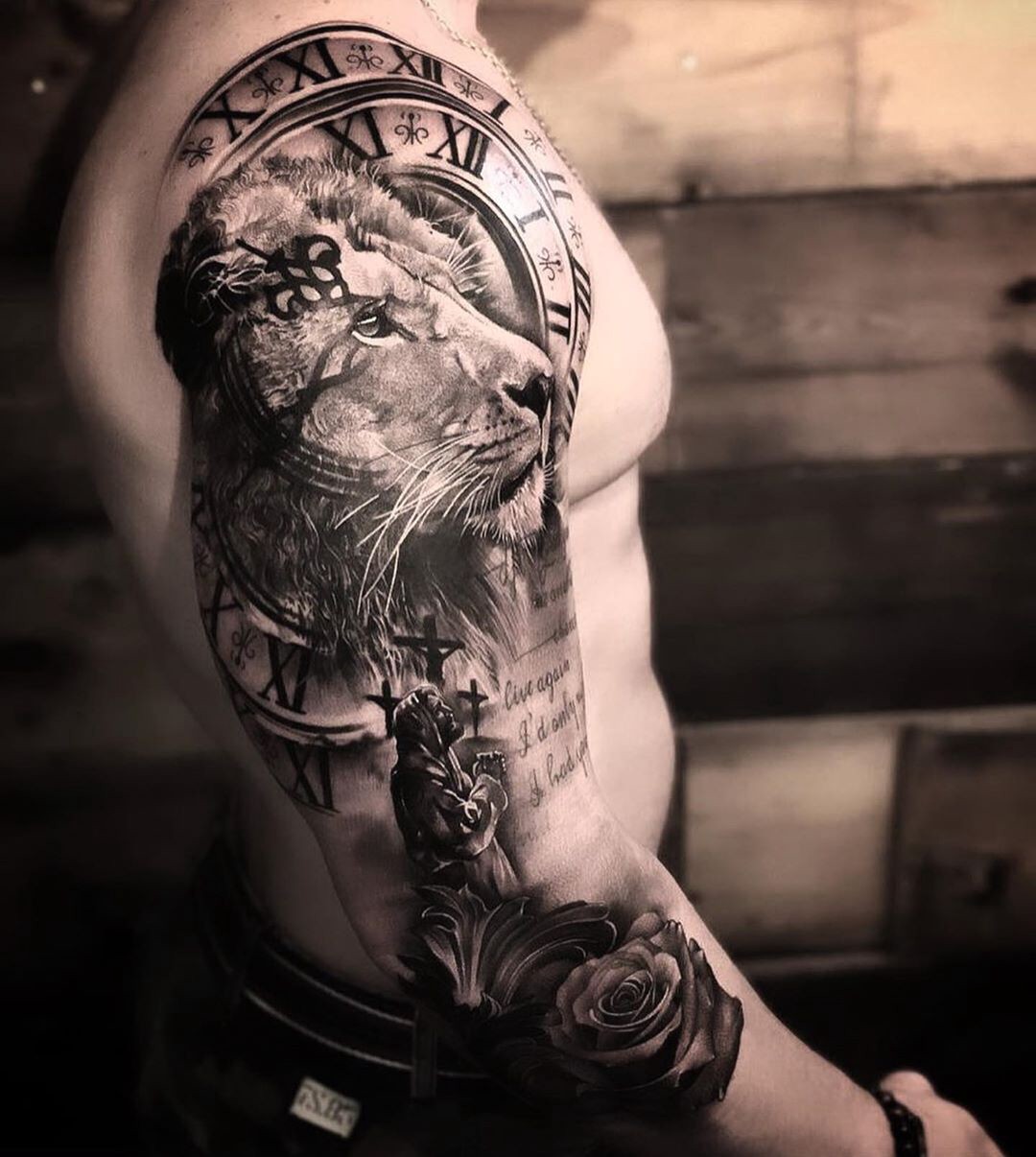 tatuagem fechamento braço homem realismo