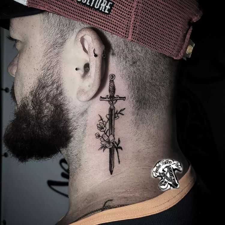 fontes para tatuagem pescoço