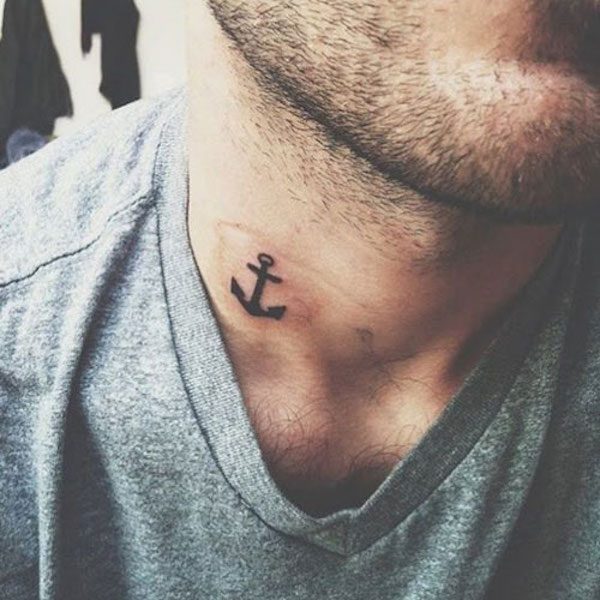 desenhos de tatuagem delicada pescoço masculino