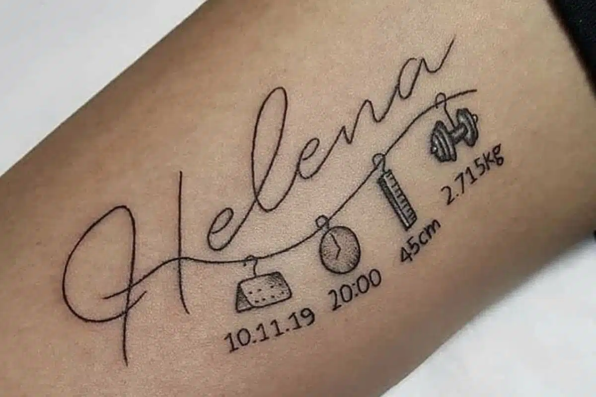 tatuagem alice masculina minimalista