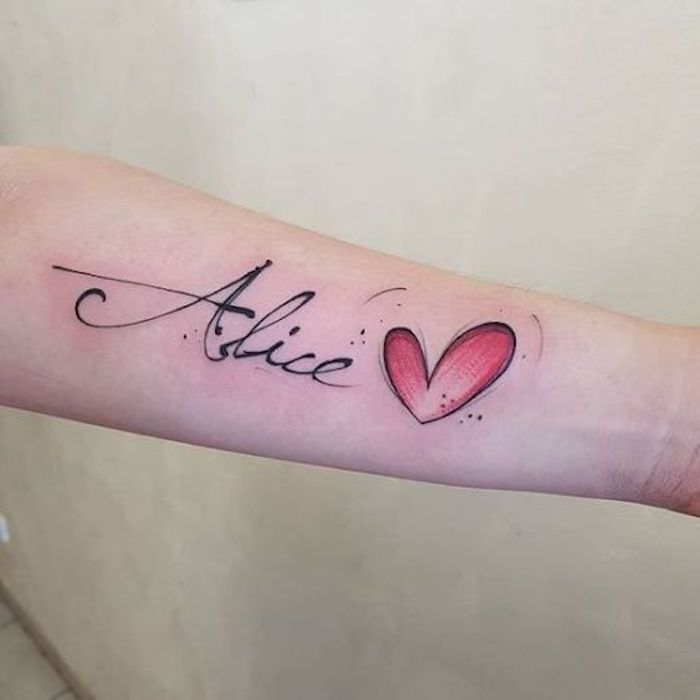 tatuagem alice masculina fineline