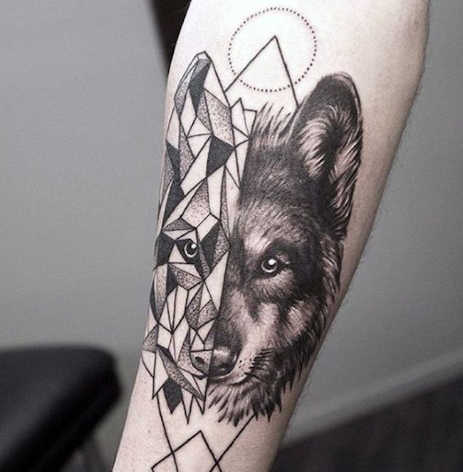 tatuagem masculina estilo tribal cobrir nome