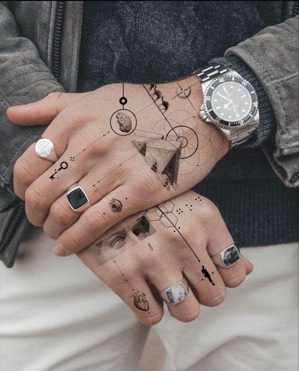 tatuagem masculina caveira mão