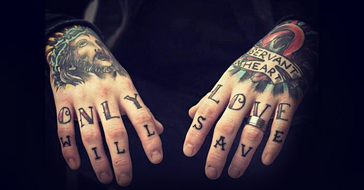 tatuagem masculina leão mão