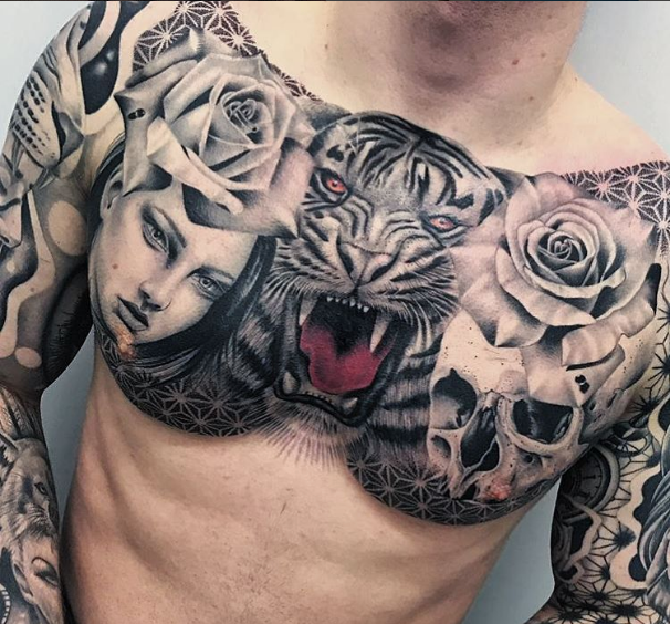 tatuagem pequena peito