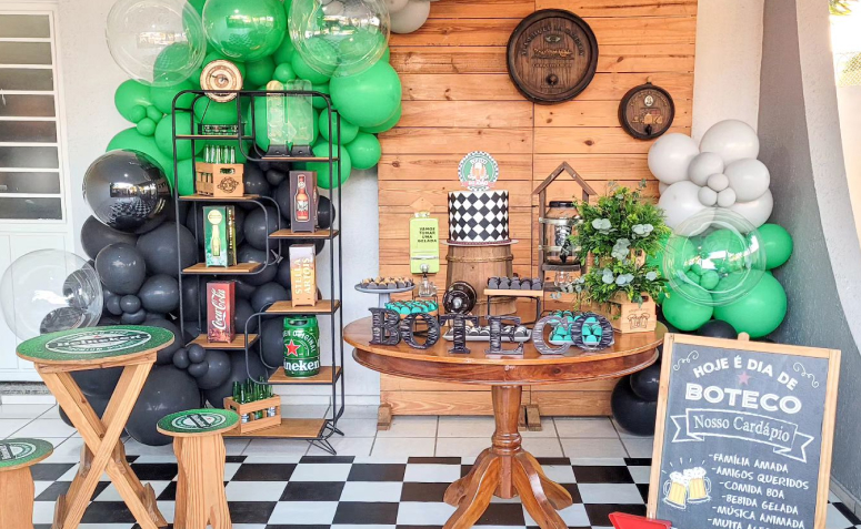 decoração aniversário homem simples