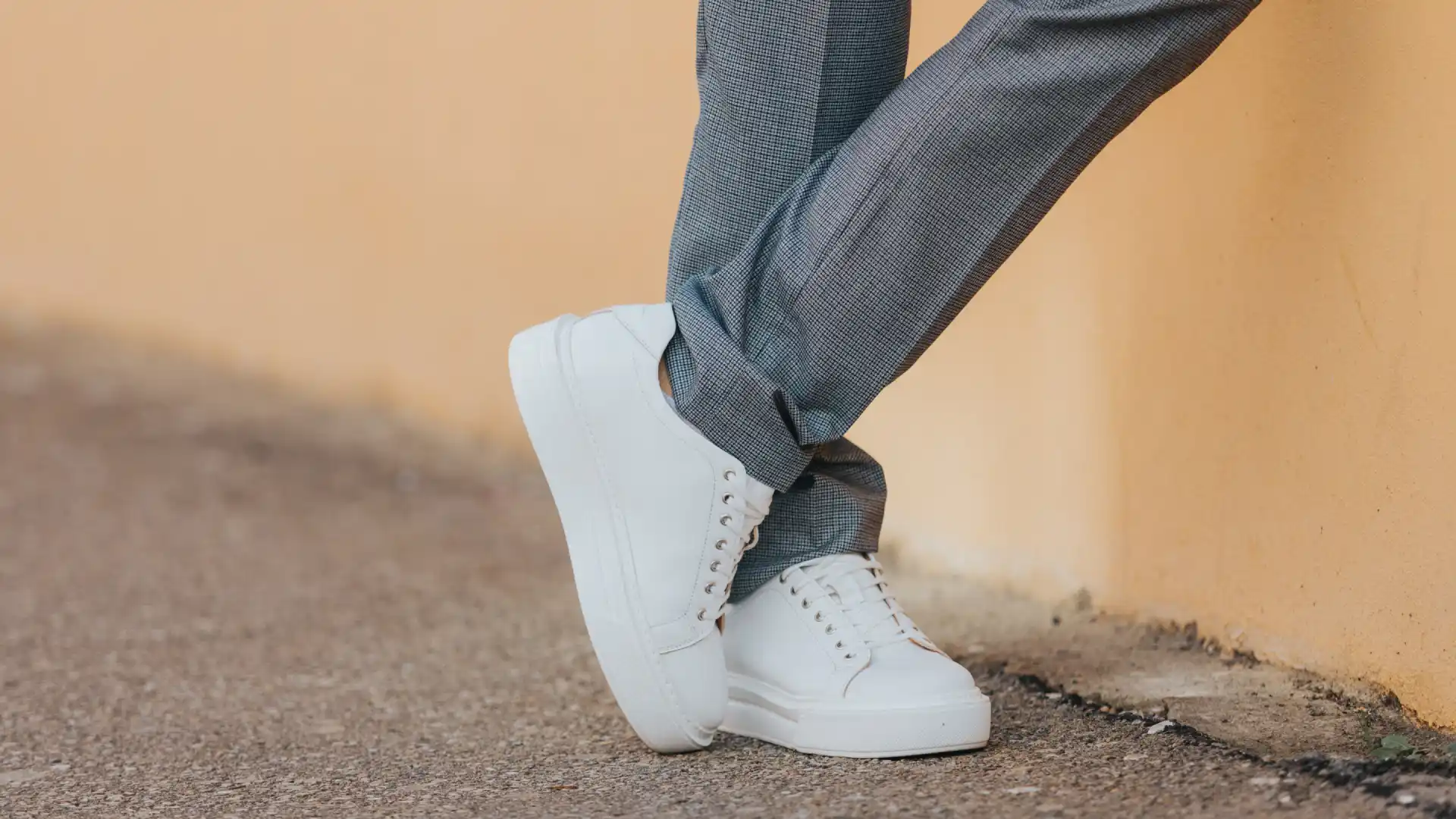 tênis branco couro masculino