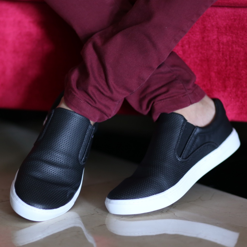 tênis slip on masculino
