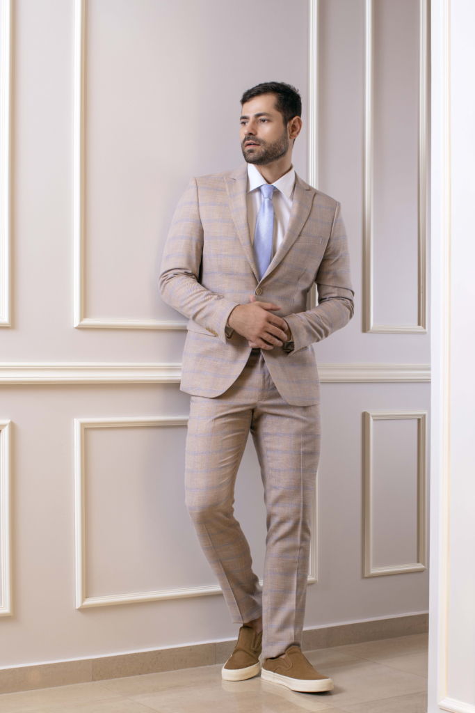 roupa clara para festa de formatura homem
