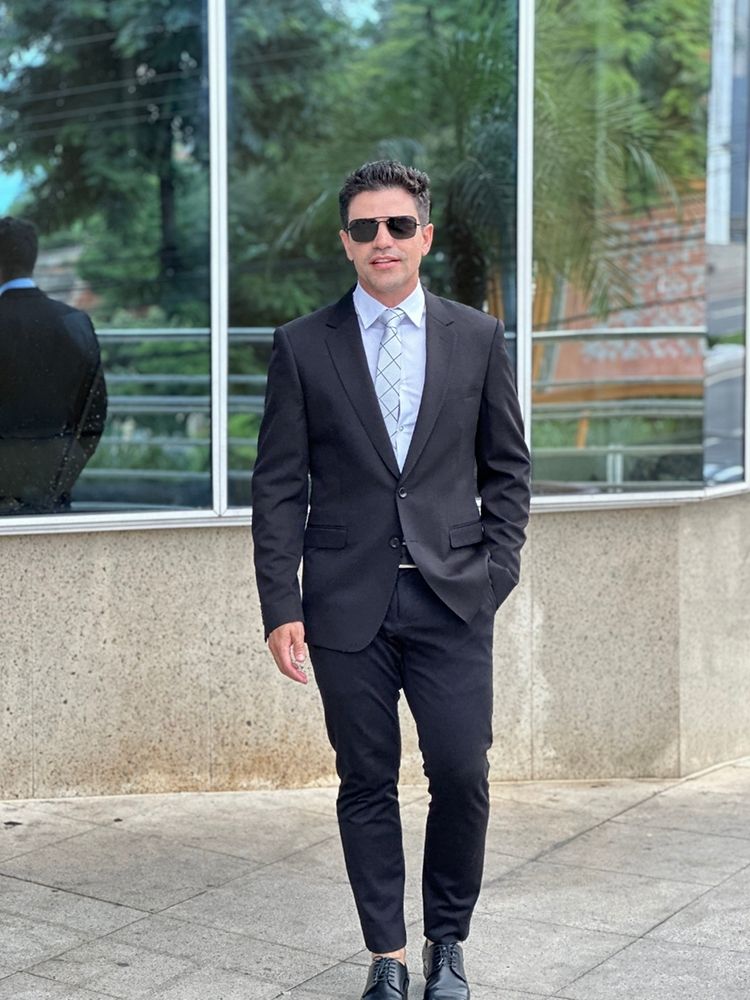 terno preto masculino